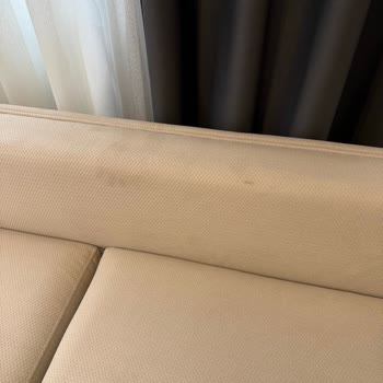 Ayıplı Koltuk Takımı Teslim Edildi, Tam İade Talebi