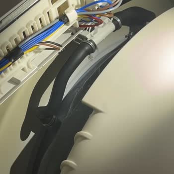 Fabrika Hatası Nedeniyle Vestel Çamaşır Makinesinin Aynı Modelde Değiştirilmesi Talebi