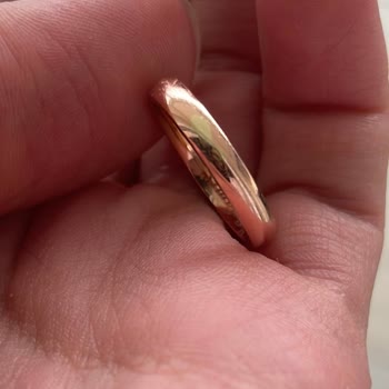 Kaplama Olduğu Bildirilmeyen Rose Gold Nişan Alyansı 15 Günde Soyuluyor Ve Güvenimiz Sarsılıyor