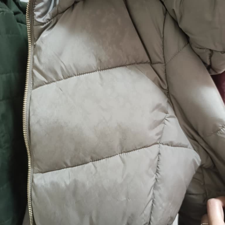 Yağmurda Oluşan Lekeler Nedeniyle Montta Kumaş Hatası