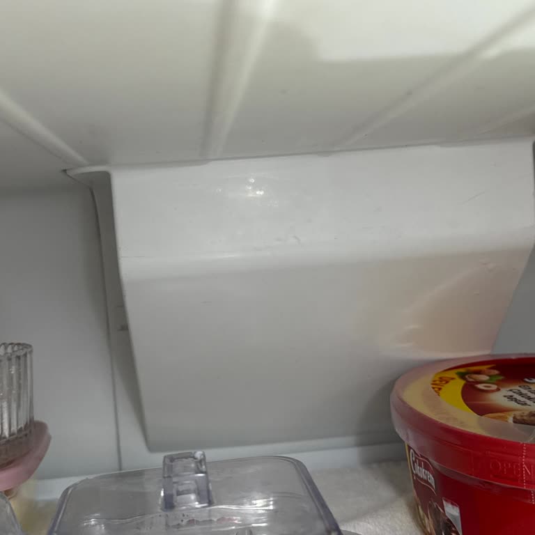 Garanti Kapsamındaki Buzdolabımda Sürekli Sıvı Birikimi Ve Çözüm Talebi