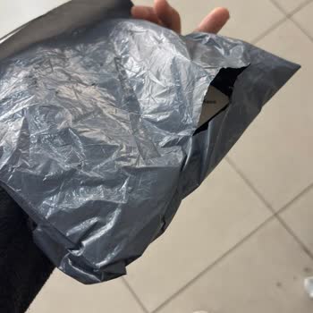 Hepsijet Kargom Boş Ve Yırtılmış 100 Özel Fotoğraf Kayıp