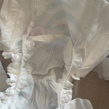 Molfix Bebek Bezinde Pamuksuz Ve Boş Ürün Şikayeti