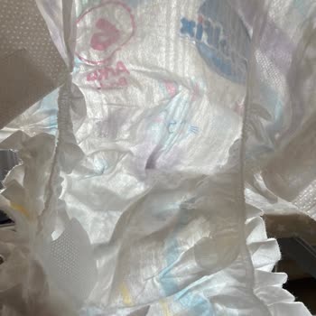 Molfix Bebek Bezinde Pamuksuz Ve Boş Ürün Şikayeti