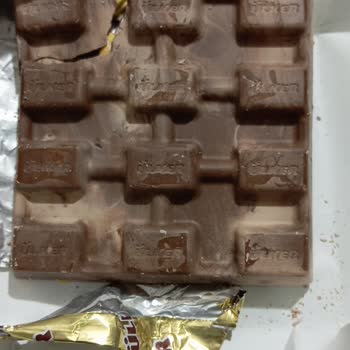 Son Kullanma Tarihi Olmasına Rağmen Çikolatada Renk Değişimi