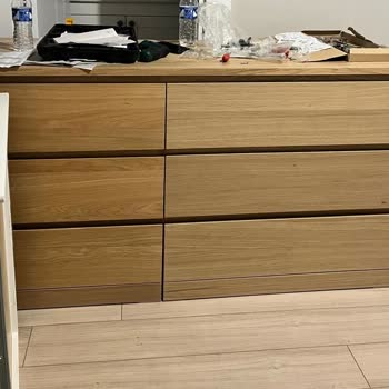 Renk Farkı Nedeniyle Malm Şifonyerin Çekmece Ön Yüzlerinin Değişimi Talebi