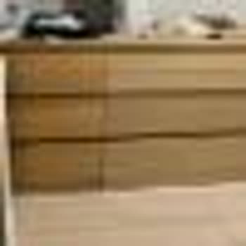 Renk Farkı Nedeniyle Malm Şifonyerin Çekmece Ön Yüzlerinin Değişimi Talebi