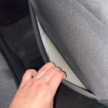 Sel Sonrası Araç Servisinde 17 Gün Süren Islak Bekleme Ve Bilgi Eksikliği