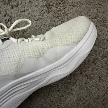 Lostra’dan Ayakkabılarım Kayıp, Hizmet Almadım Ve 3295 TL İadesi Talep Ediyorum