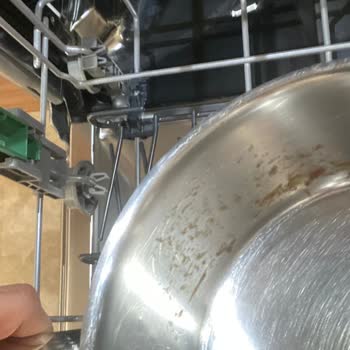 Bulaşık Makinesinde Temiz Yıkama Sorunu Ve WiFi Bağlantı Problemi