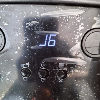 Daikin Kombimde Sürekli Sıcak Su Ve Isıtma Arızası