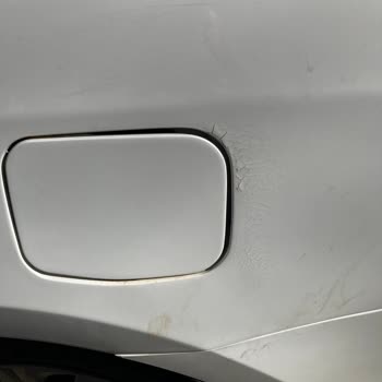 Benzin Kapağındaki Çatlak Ve Pas İçin Ücretsiz Onarım Talebi