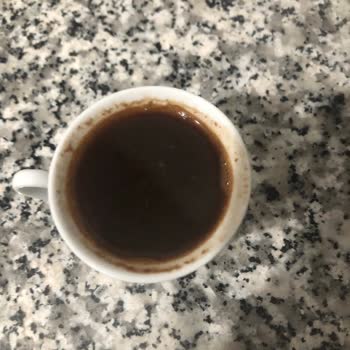 Karaca Züccaciye Gerçek Bir Türk Kahvesi Köpüğü Oluşmuyor