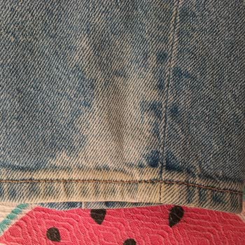 Kullanılmamış Mavi Kot Pantolonun Hızlı Sararması Ve Fiş Yok Seçeneğiyle İade İsteği