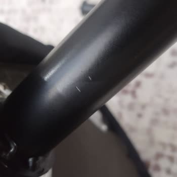 Hasarlı Paket Ve Asansör Hizmetini Reddeden Kuryeye Şikayet