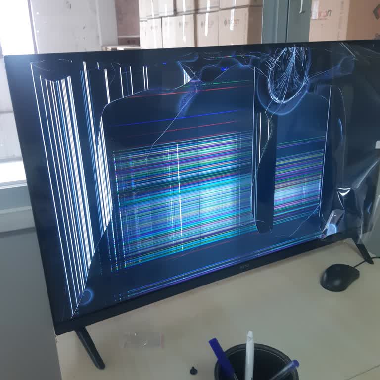 Kargodan Çatlak Televizyon Teslim Alındı, Firma Garanti Dışı Dedi Ve İade Talebim Reddedildi