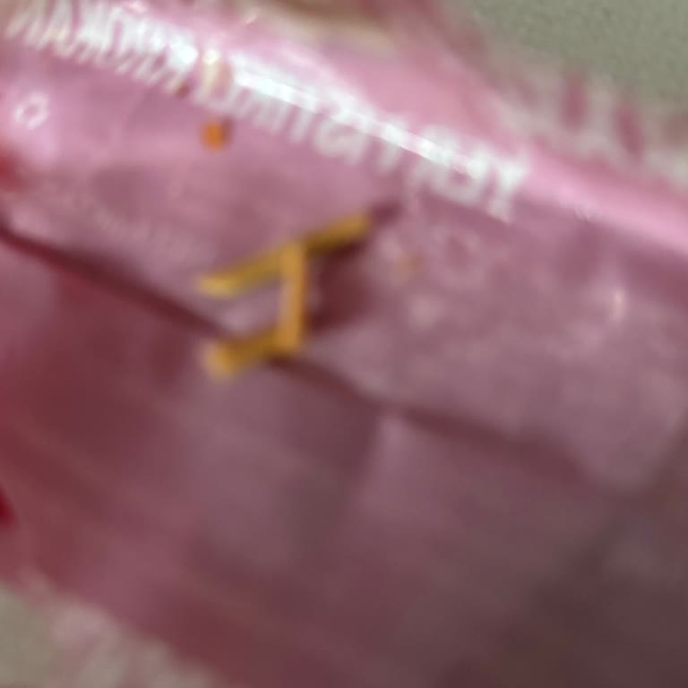 BİM'den Odun Parçaları İçeren Simbat Yerfıstıklı Krokan Boğazda Tehlikeli Batma