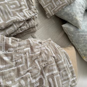 Alfa Moda Küçükköy Şubesinde Yastık Kılıfları Yıkamada Dağıldı, Ücretsiz Değişim Talebi