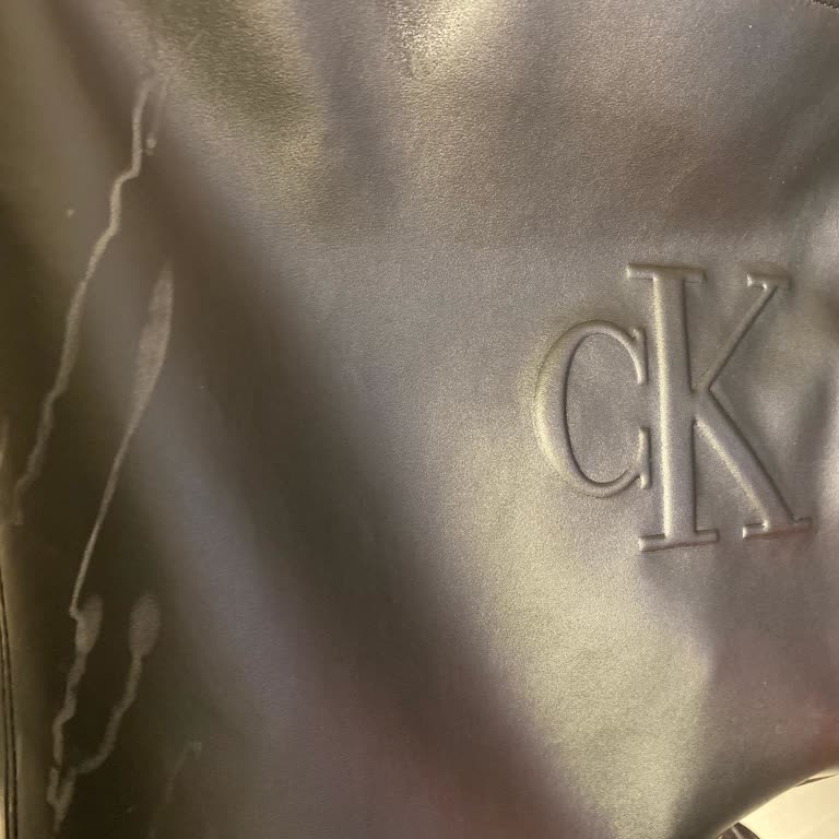 Kolonya Lekesi Çantada Kalite Sorunu