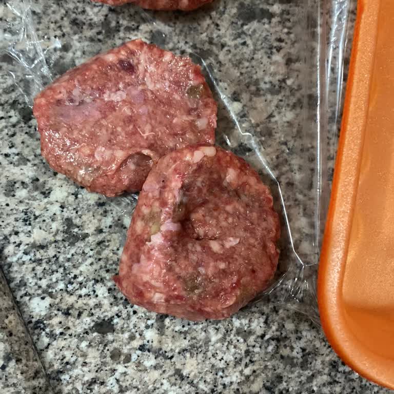 Sağlık Riski Taşıyan Yeşil İçli Köfte, İade Reddi Ve Cevapsızlık