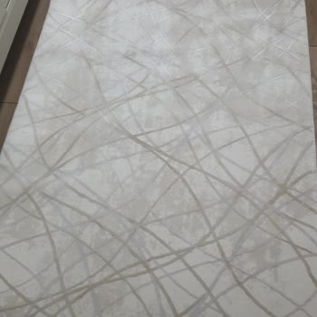 Altı Ay Süren Halı Teslimatı Ve Eksik Ölçüdeki Kalitesiz İşçilik