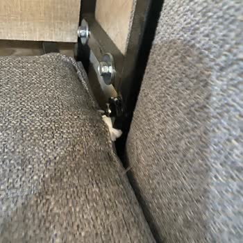 Aksaray Enza Home’da Geciken Teslimat Ve Defolu Köşe Koltuk Takımı İçin Değişim Talebi