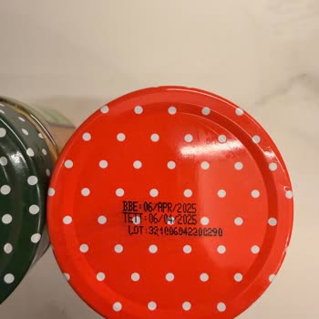 Reçel Hediyelerinin Son Kullanma Tarihi Kalemle Değiştirildi