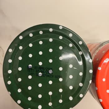 Reçel Hediyelerinin Son Kullanma Tarihi Kalemle Değiştirildi