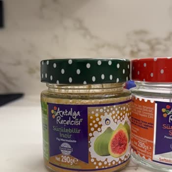 Reçel Hediyelerinin Son Kullanma Tarihi Kalemle Değiştirildi