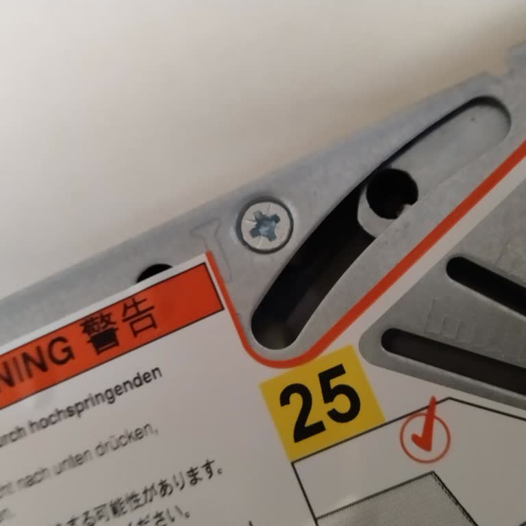 Blum Katlanır Kapak Mekanizmasında Ani Sert Kapanma Ve Parça Temini Talebi