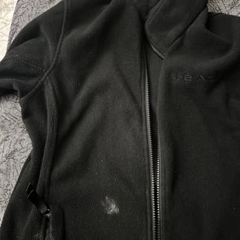 Ariel Pods Kapsül Plastiği Kıyafetime Yapıştı, Ürün Hasarı Ve Deterjan Ziyanı