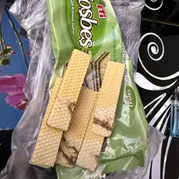 Eti Hoşbeş Fındık Kremalı Üründe Eritilmiş Sarı Madde Ve Hijyen İhlali