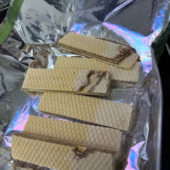 Eti Hoşbeş Fındık Kremalı Üründe Eritilmiş Sarı Madde Ve Hijyen İhlali