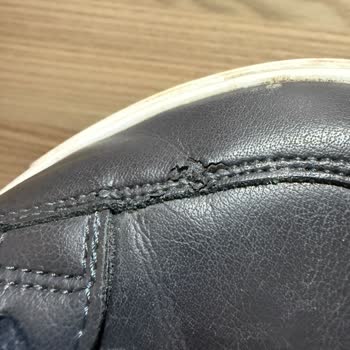 Ayakkabının Dikiş Hattında Deri Soyulması Ve İade Talebinin Reddedilmesi