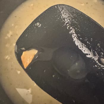 Knorr Ekşili Köfte Çorbasında Sert Yabancı Maddeler Bulundu