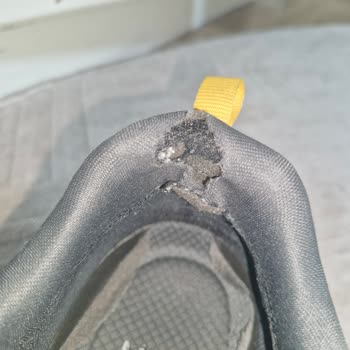 Skechers Ayakkabımda Kısa Sürede Dikiş Ve Taban Sorunları Değişim Talebi