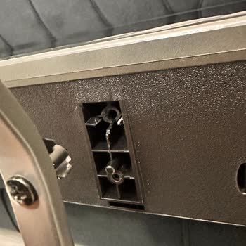 Garanti Dışı Kullanıcı Hatası İddiası Ve Ücretsiz Ekran Değişimi Talebi