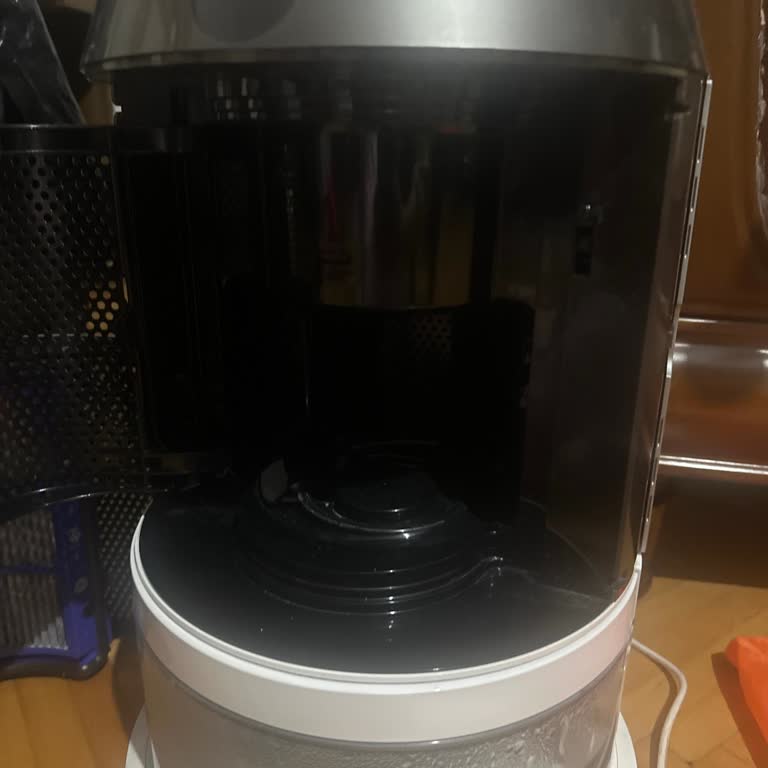 Dyson Yetkili Servis Filtreyi Takmadı, Ücretsiz Değişim Talebi