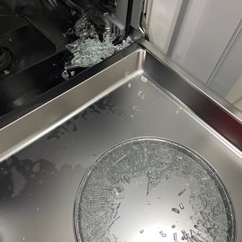 Korkmaz Tencere Kapağının Patlaması