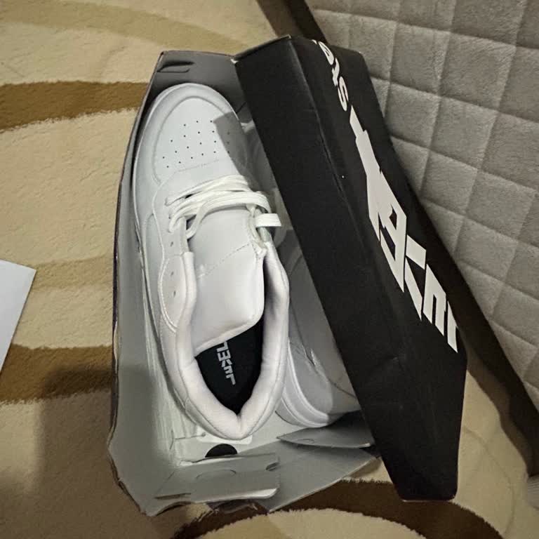 Adıma Bilinmeyen Kargo Teslimatı Ve Kişisel Verilerin Aykırı Kullanımı