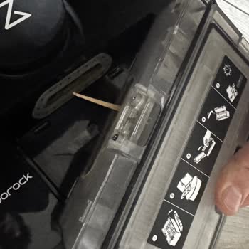 Smart Servis'ten Temizlenmemiş Robot Süpürge Ve Yetersiz Teknosa Çeki