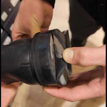 Hotiç Ayakkabısında Topuk Açılması Ve Değişim İsteği Reddi