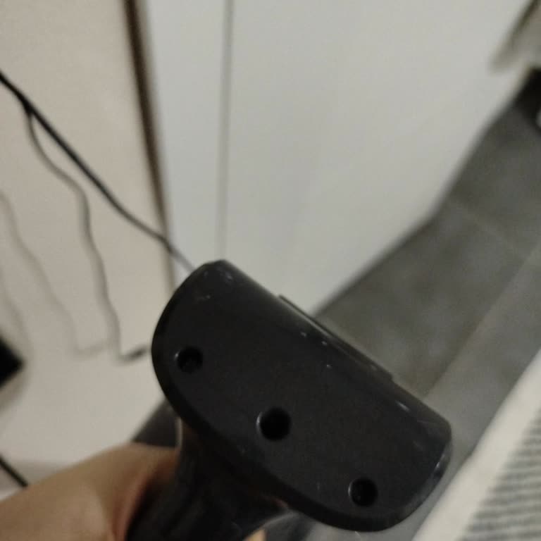 Hortum Yırtılması Ve Şarj Girişi Arızası Nedeniyle Ürün Değişimi Talebi