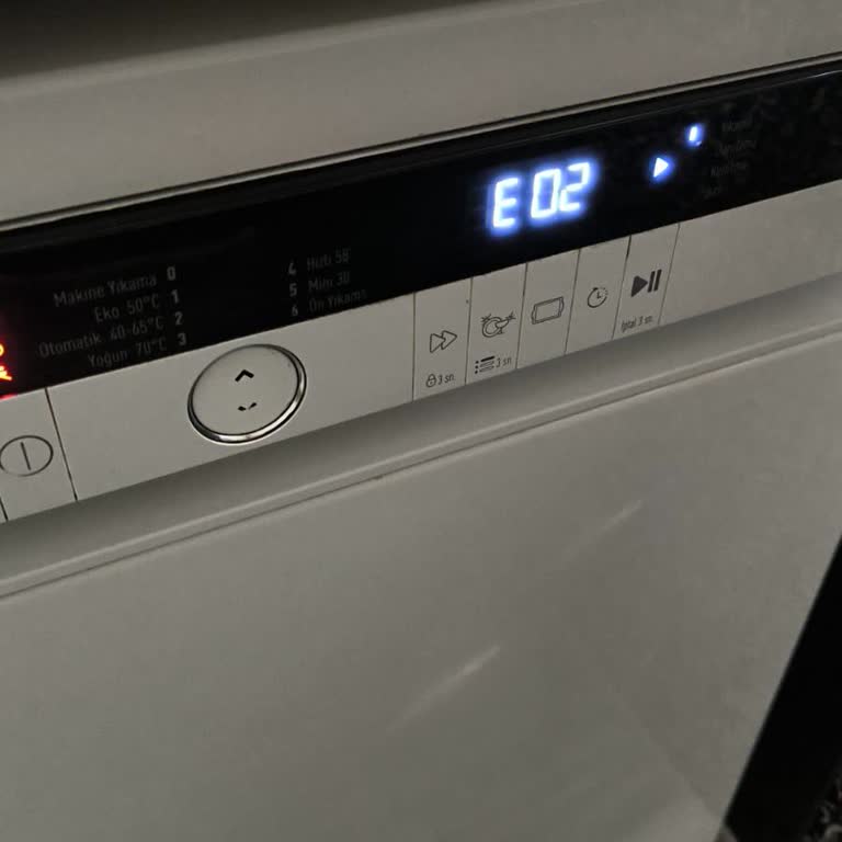 Arçelik Bulaşık Makinesinde Sürekli E02 Hatası Ve Kalıcı Çözüm Talebi