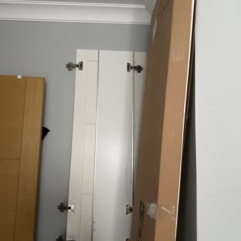 İKEA Kartal’da Hasarlı Parça Değişimi Ve Montajın Acilen Tamamlanması Talebi