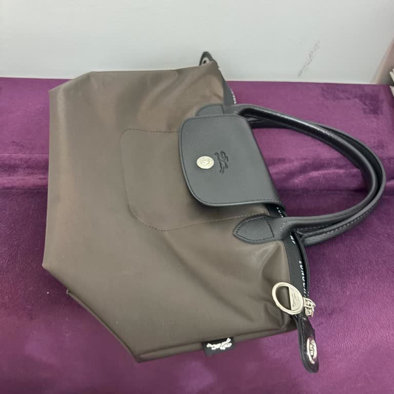 Charmsız Çanta Gönderimi Ve Cevapsız Müşteri Hizmetleri Nedeniyle İade Talebi