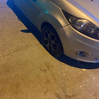 Uyarısız Çukur Ve Cevapsız Belediye: Araçta 6.000 TL’lik Lastik Hasarı Tazmin Talebi