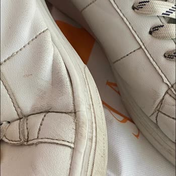 FLO Ayakkabısının Kısa Sürede Bozulması Ve Topuk Demirinin Çıkması