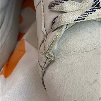 FLO Ayakkabısının Kısa Sürede Bozulması Ve Topuk Demirinin Çıkması