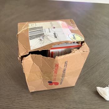 DHL Commerce Kargom Açılmış Ve Yırtık Ambalajla Teslim Edildi